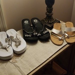 3 pairs of sandals